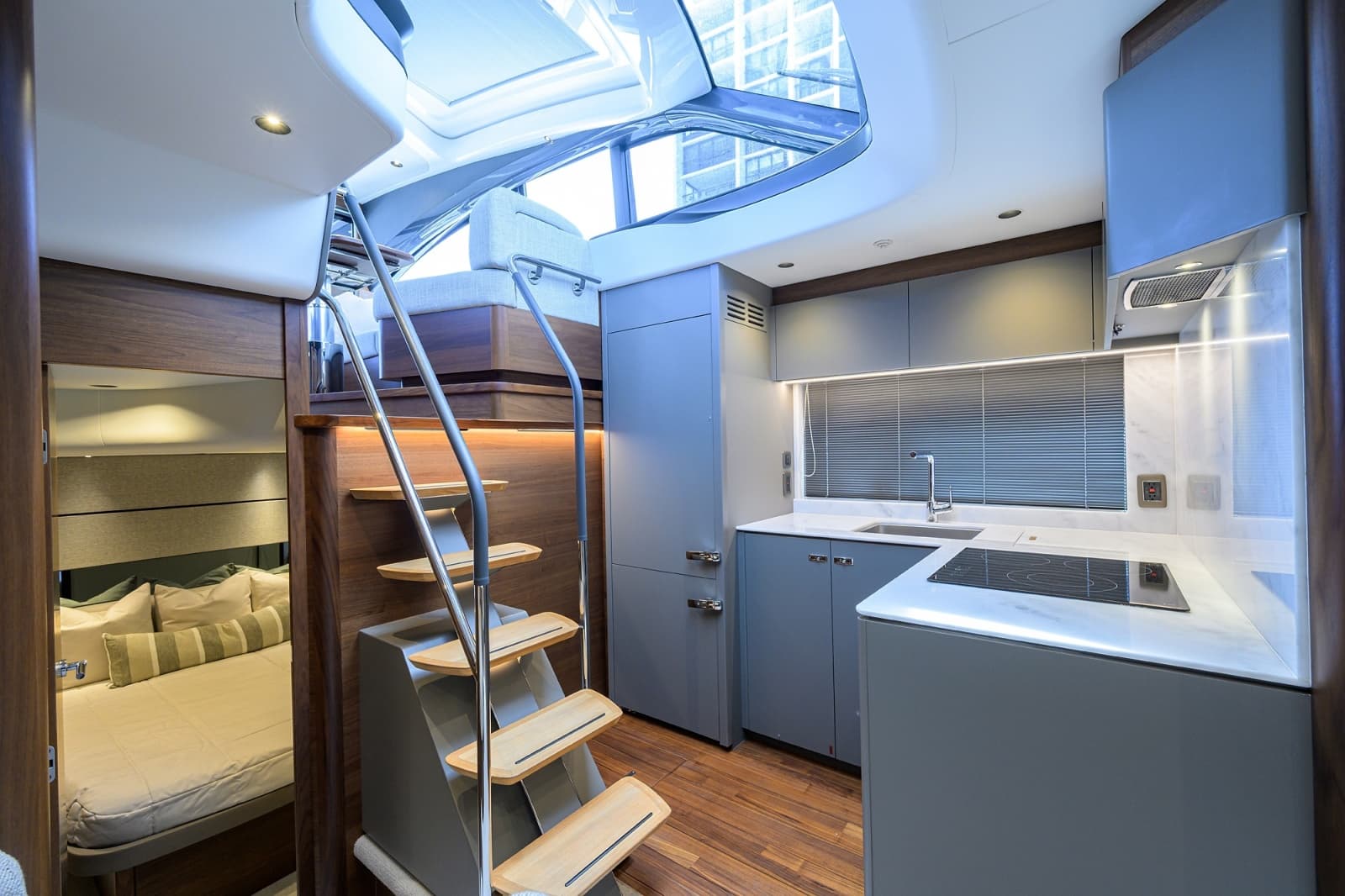 2026 Princess V50 Deck Salon - Photo 14