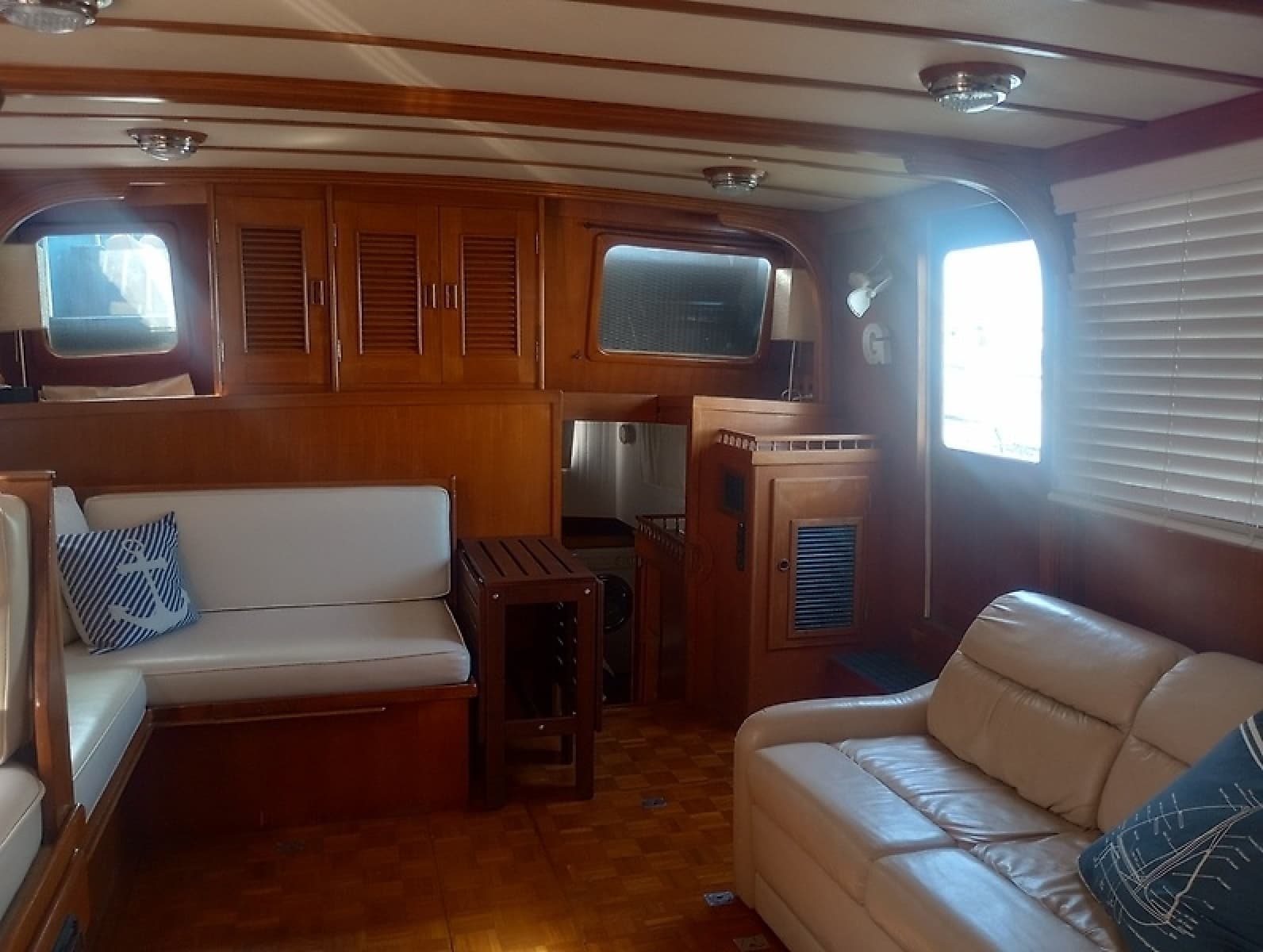 1981 Marine Trading 44 Double Cabin - Photo 22