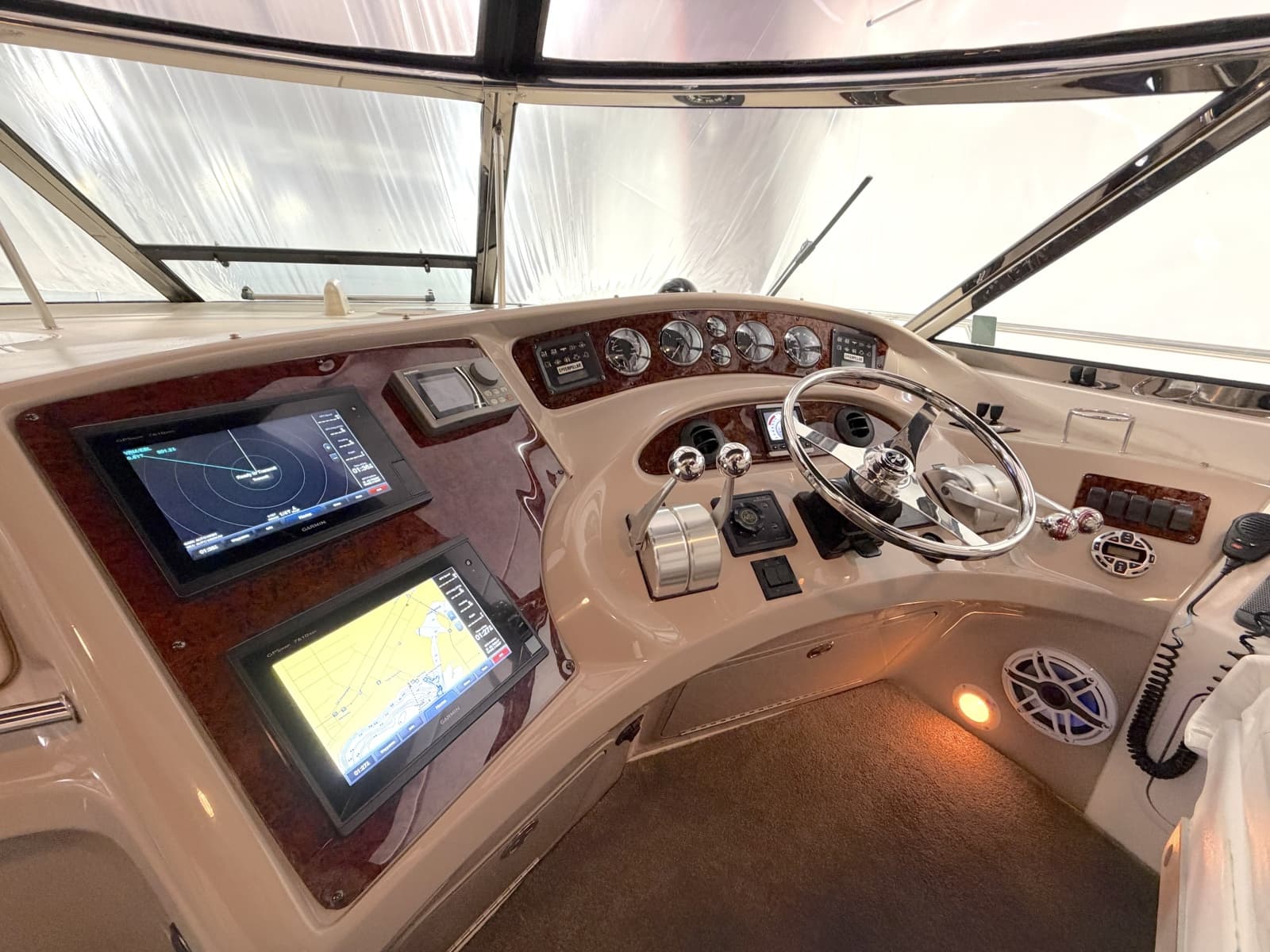 2001 Sea Ray 510 Sundancer 800 CAT - Photo 3