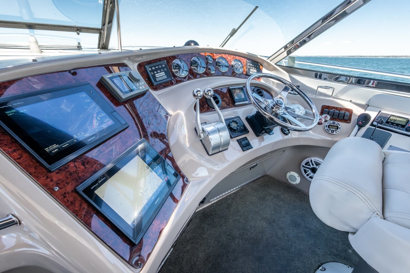 2001 Sea Ray 510 Sundancer 800 CAT - Photo 20