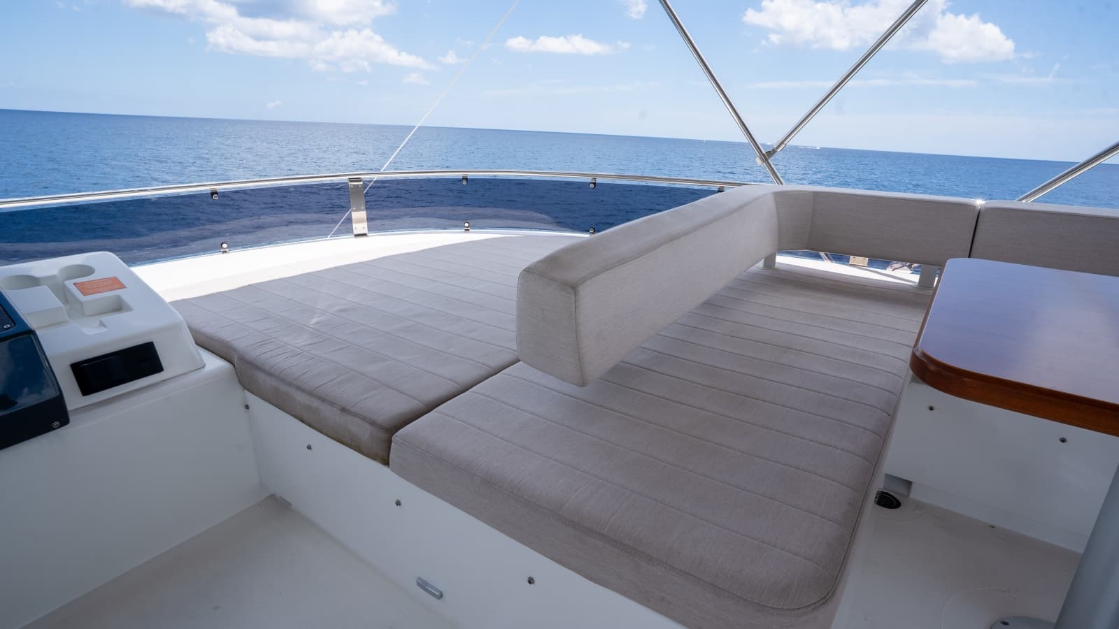 2025 Sirena 58 - Photo 13