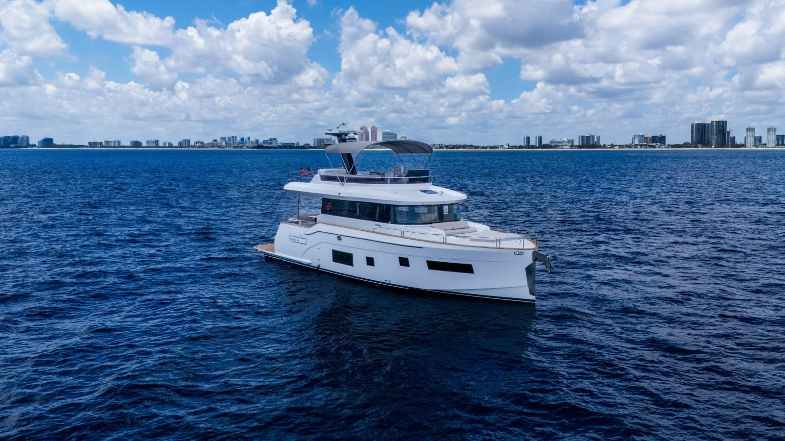 2025 Sirena 58 - Photo 4