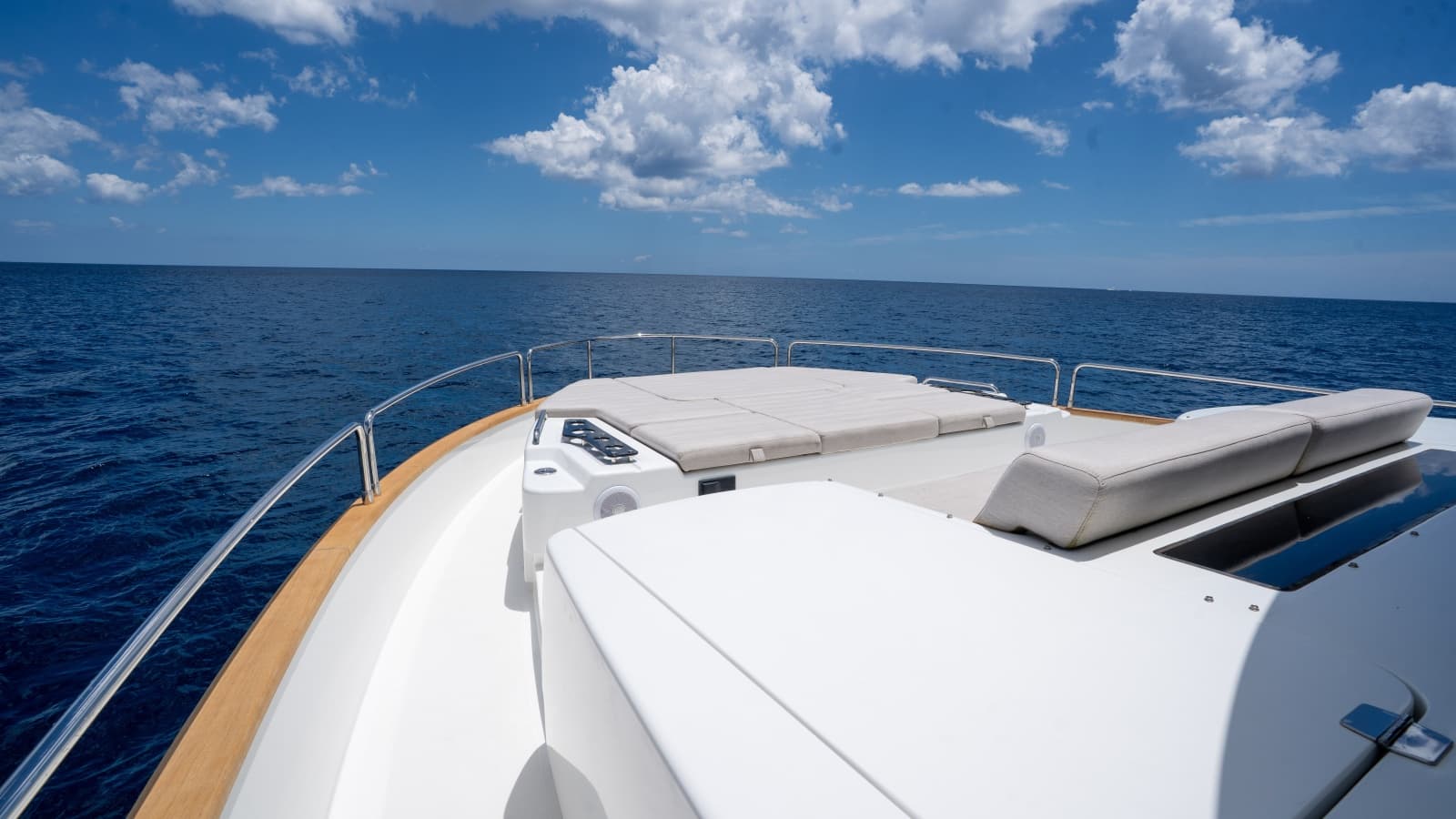2025 Sirena 58 - Photo 37