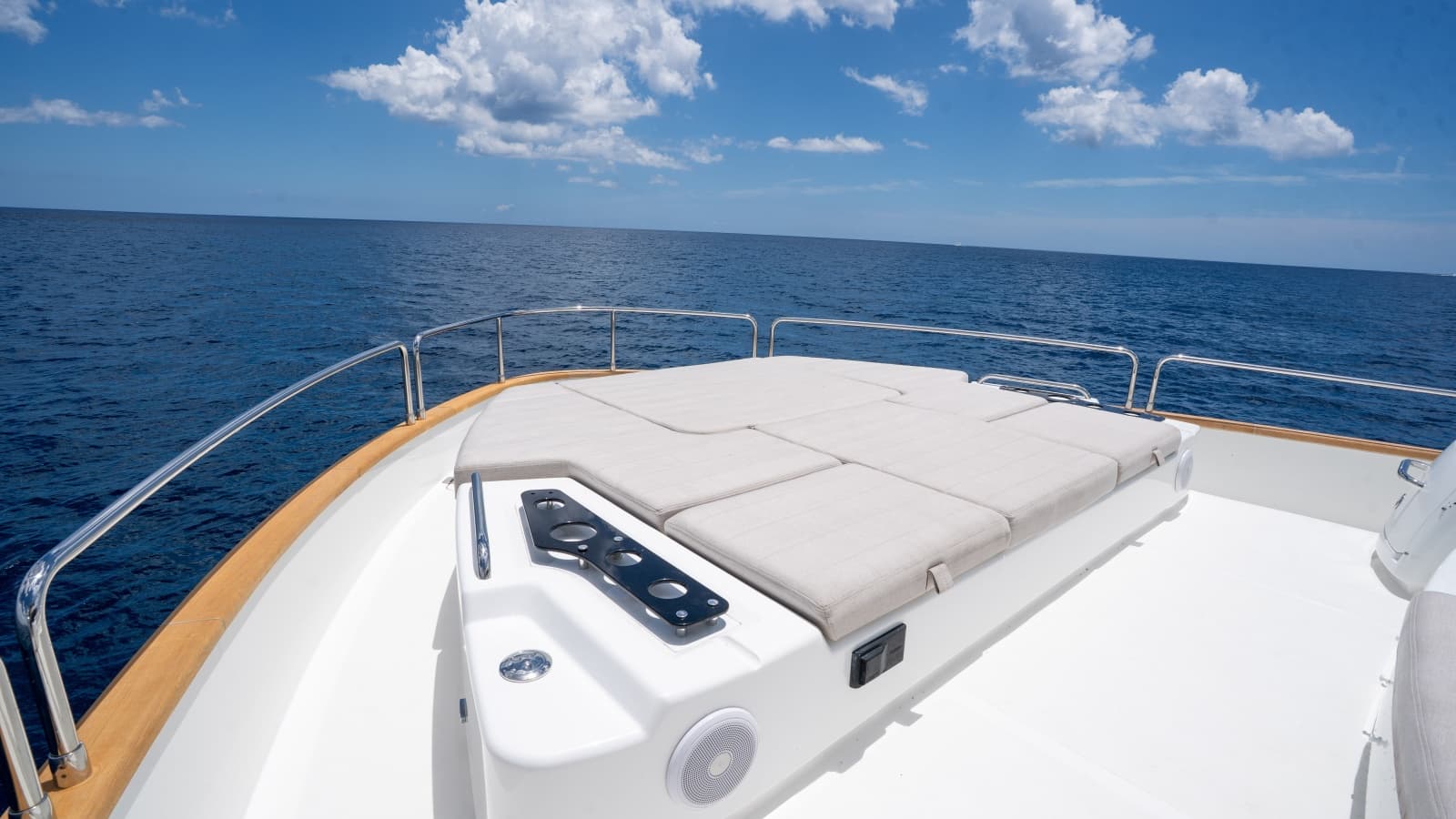 2025 Sirena 58 - Photo 38