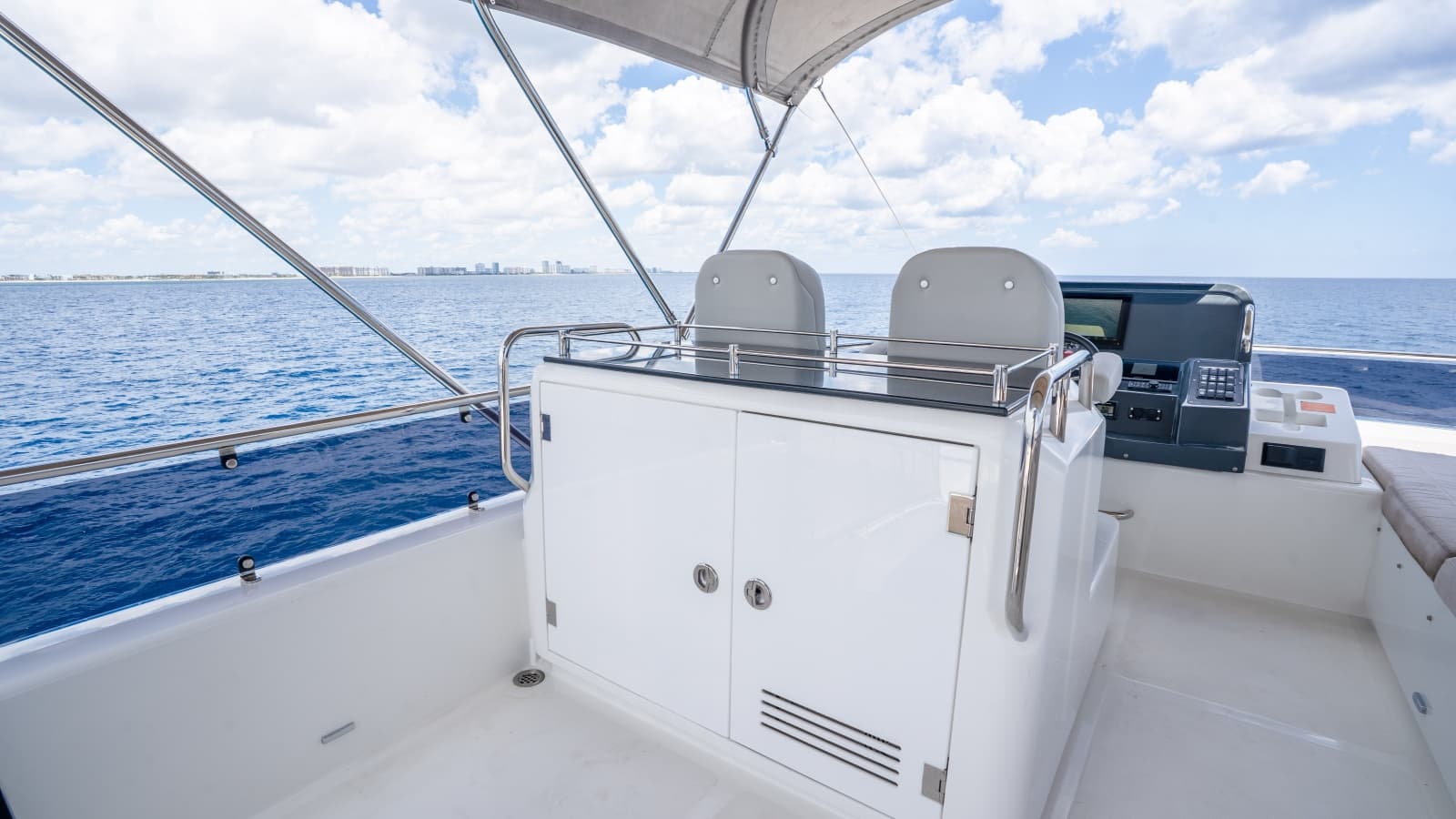 2025 Sirena 58 - Photo 18