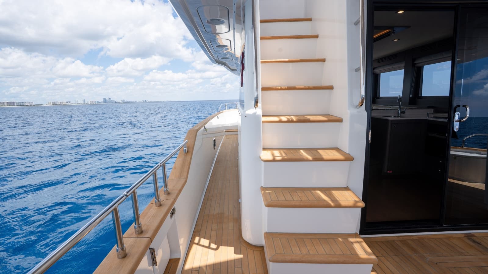 2025 Sirena 58 - Photo 22