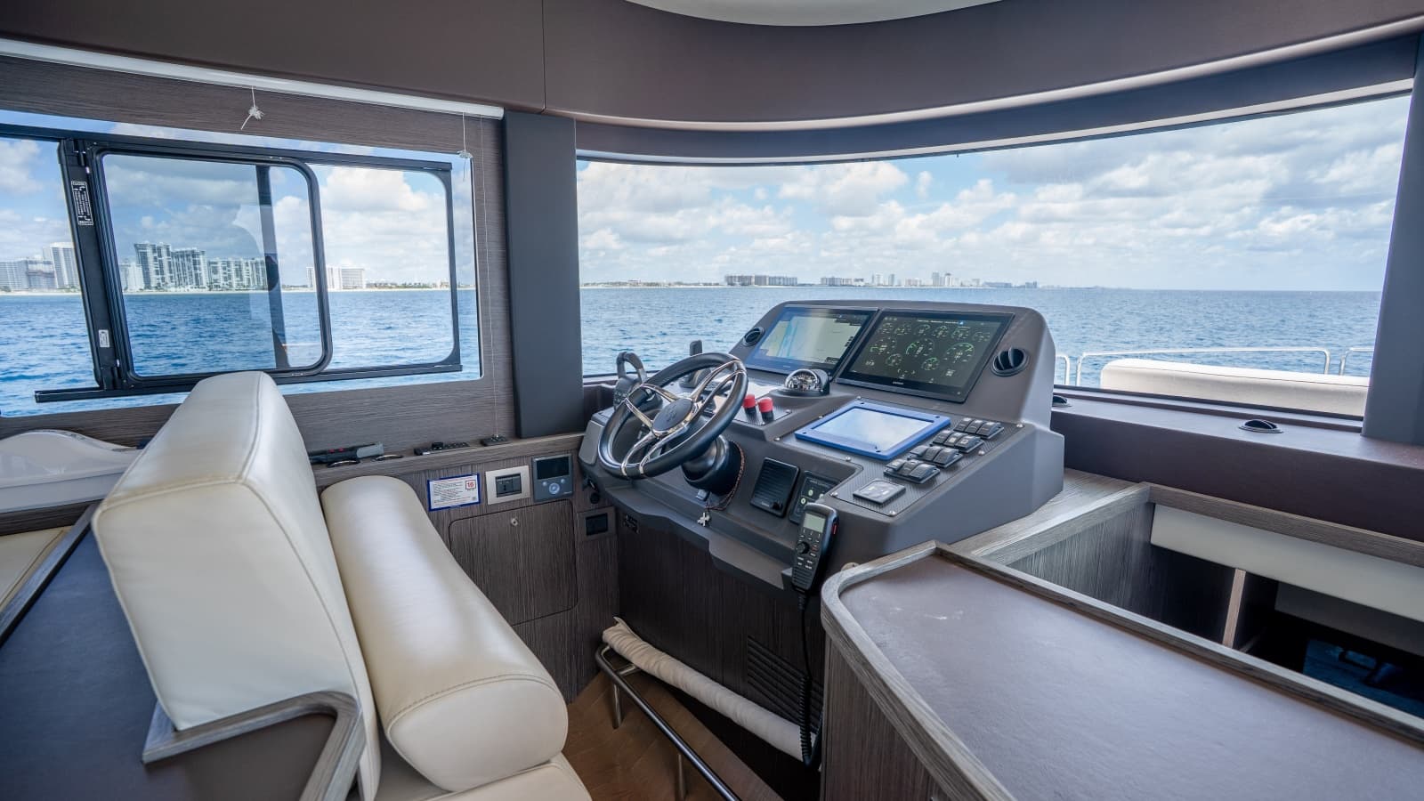 2025 Sirena 58 - Photo 51