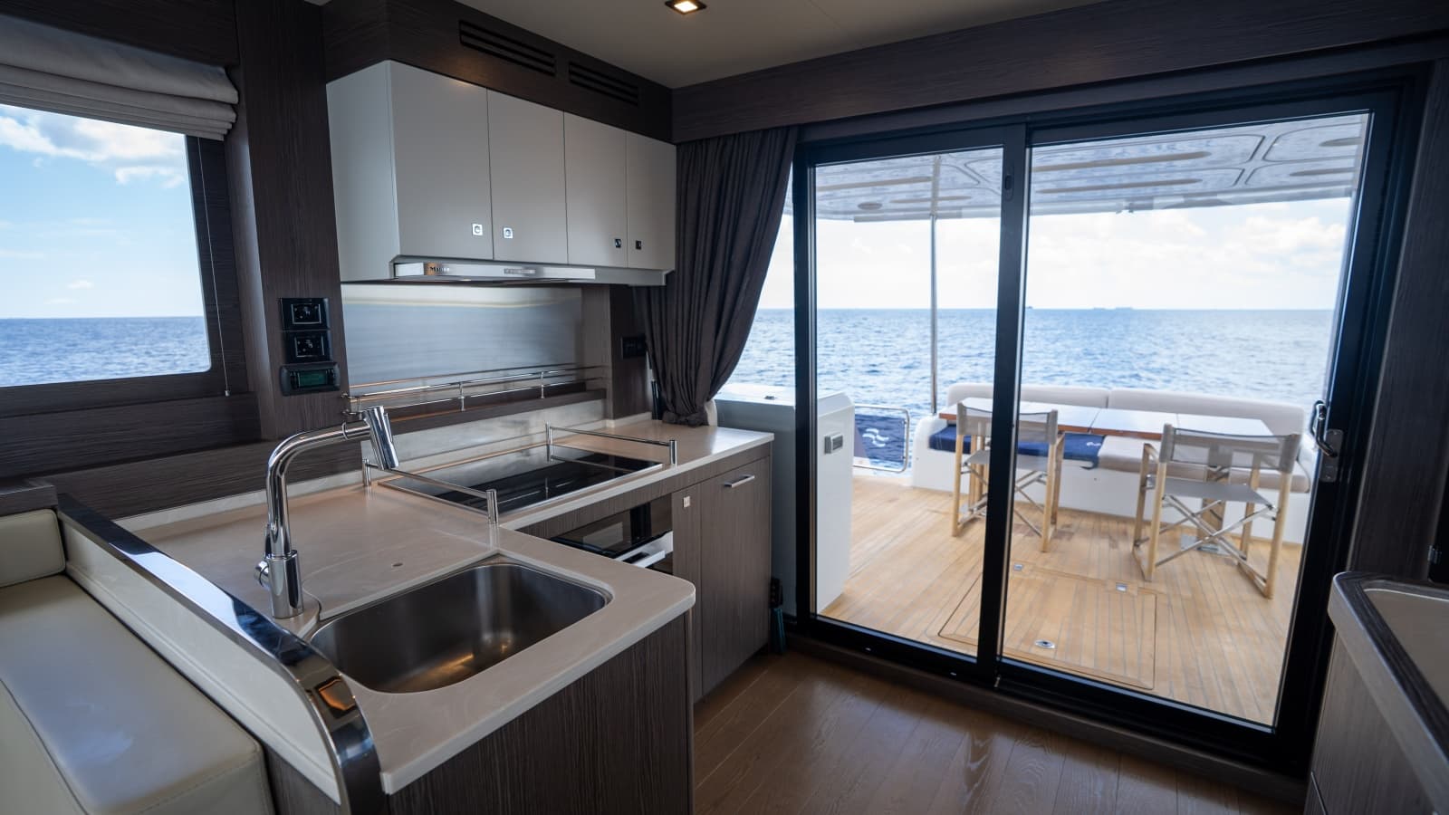 2025 Sirena 58 - Photo 42