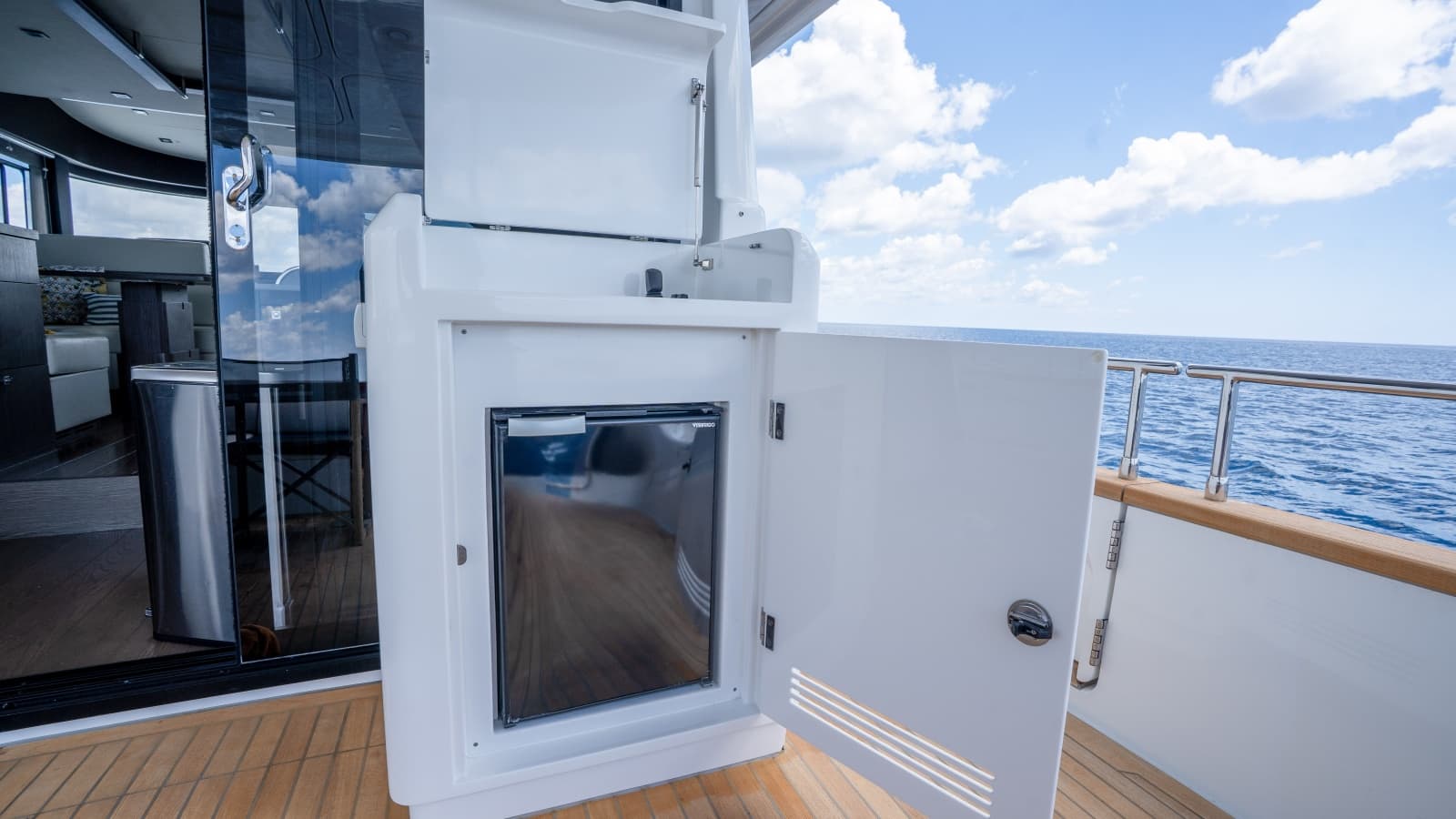 2025 Sirena 58 - Photo 31