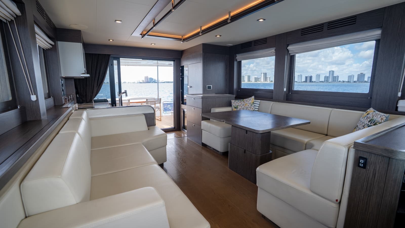 2025 Sirena 58 - Photo 47