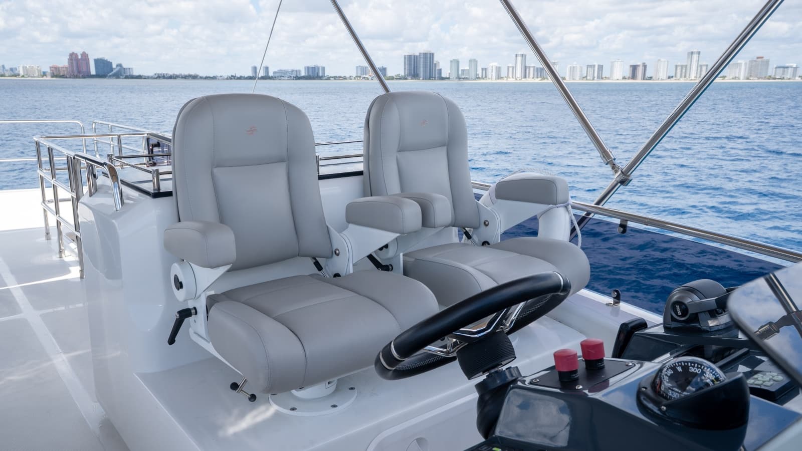 2025 Sirena 58 - Photo 19