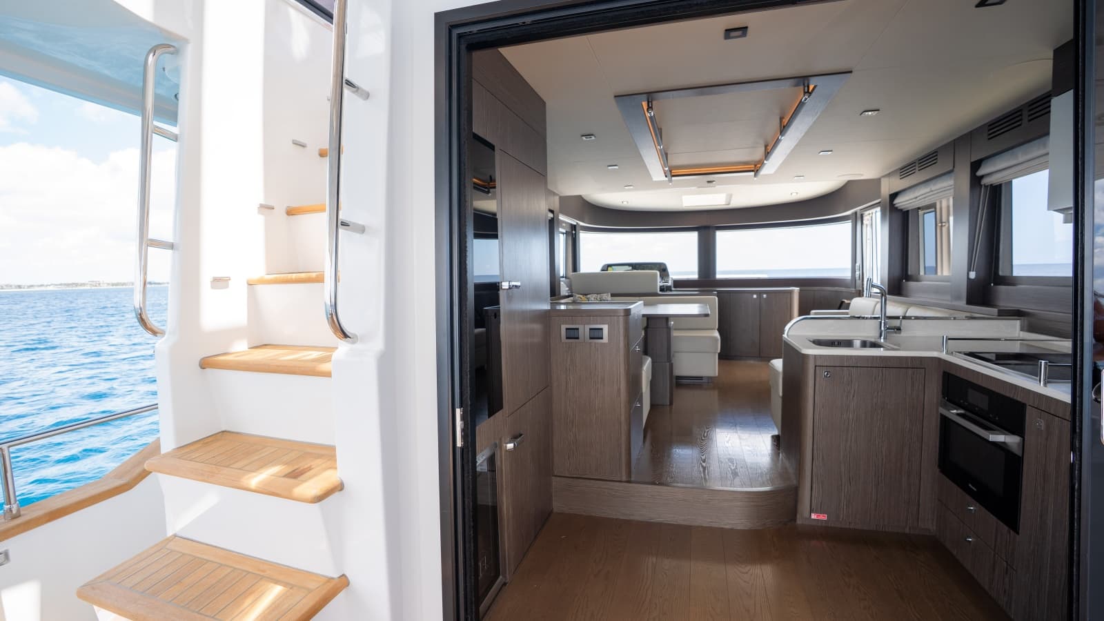2025 Sirena 58 - Photo 32