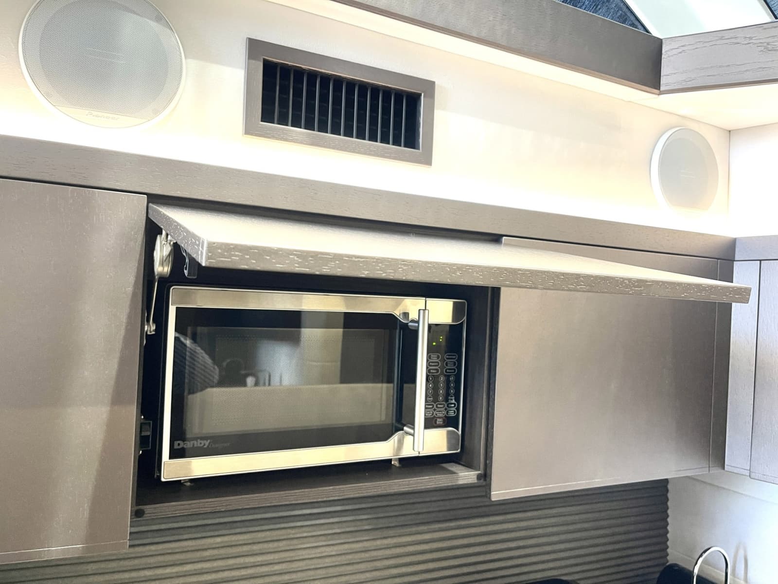 2020 Galeon 425 HTS - Photo 15