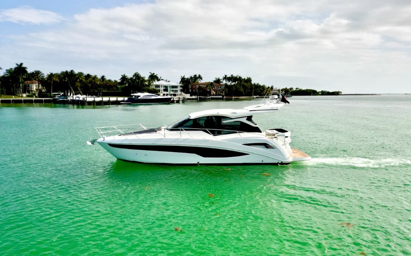2020 Galeon 425 HTS - Photo 1
