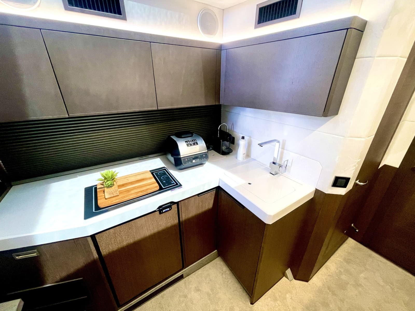 2020 Galeon 425 HTS - Photo 18