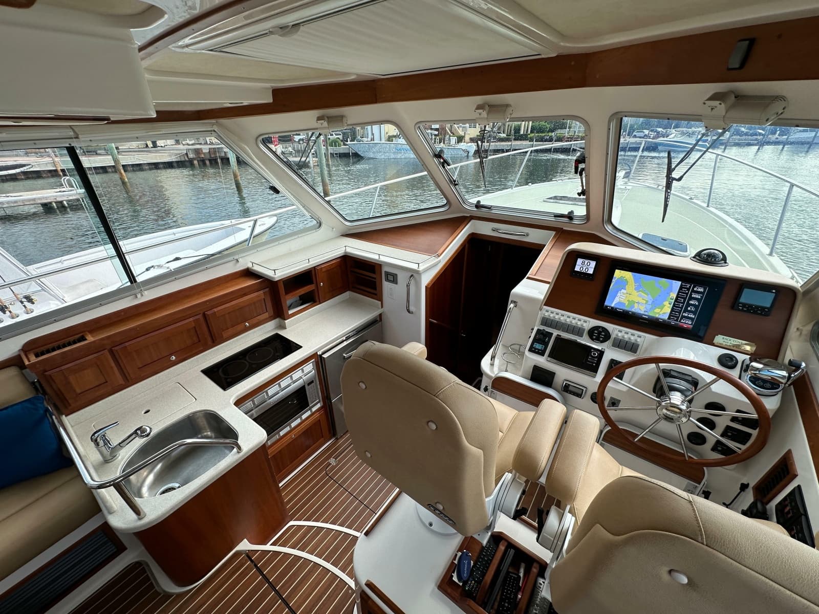2016 Back Cove 37 - Photo 15
