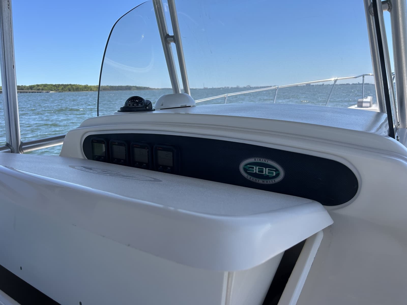 1999 Grady-White 306 Bimini - Photo 11