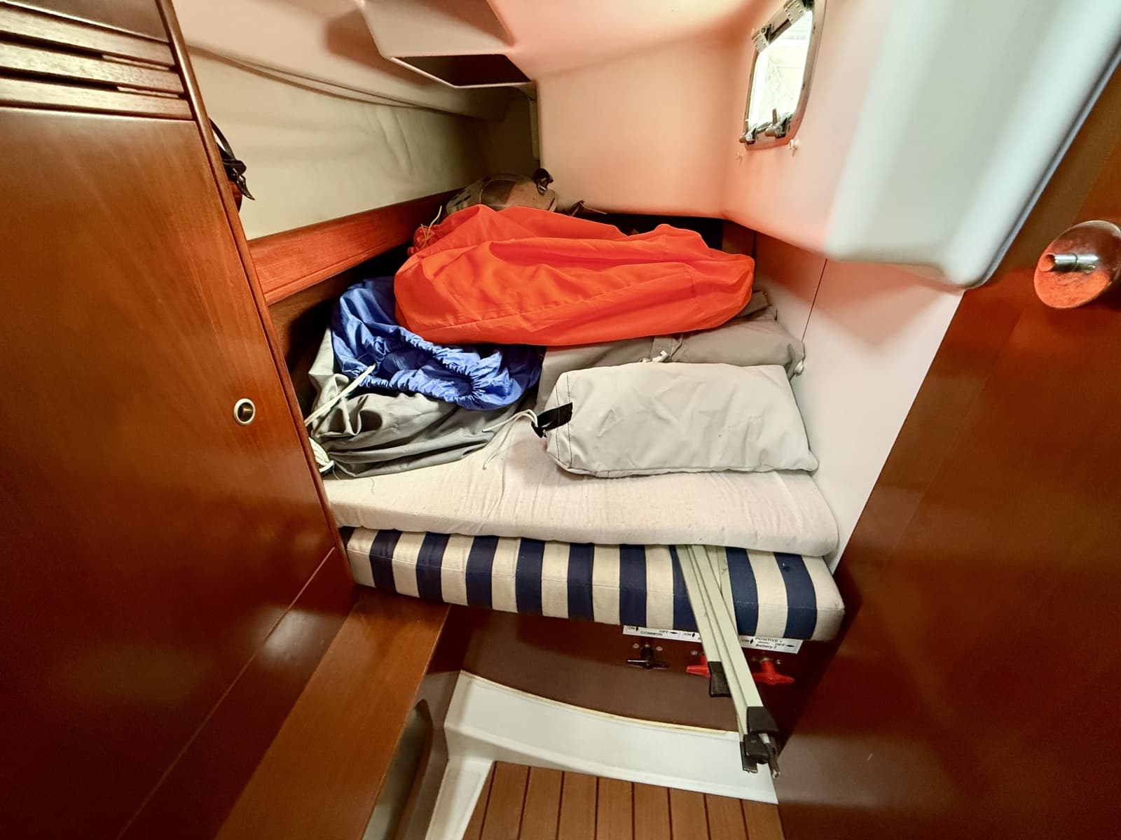 2005 Beneteau First 36.7 - Photo 23
