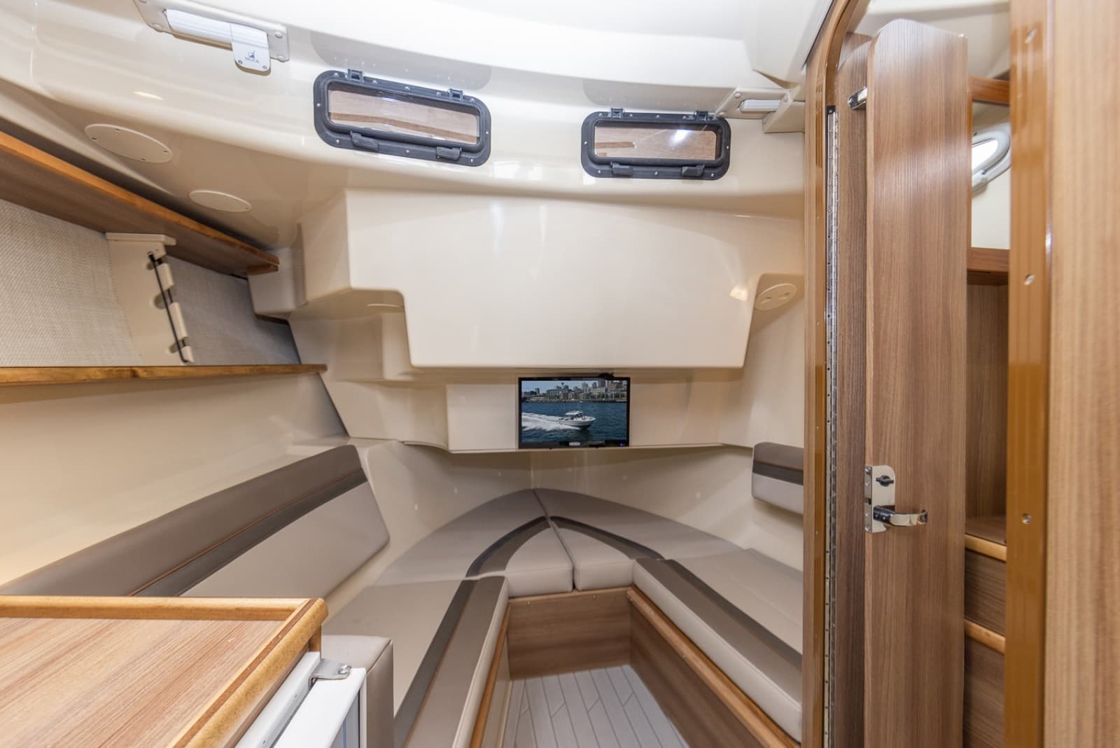 2026 Solara 310 CW - Photo 28
