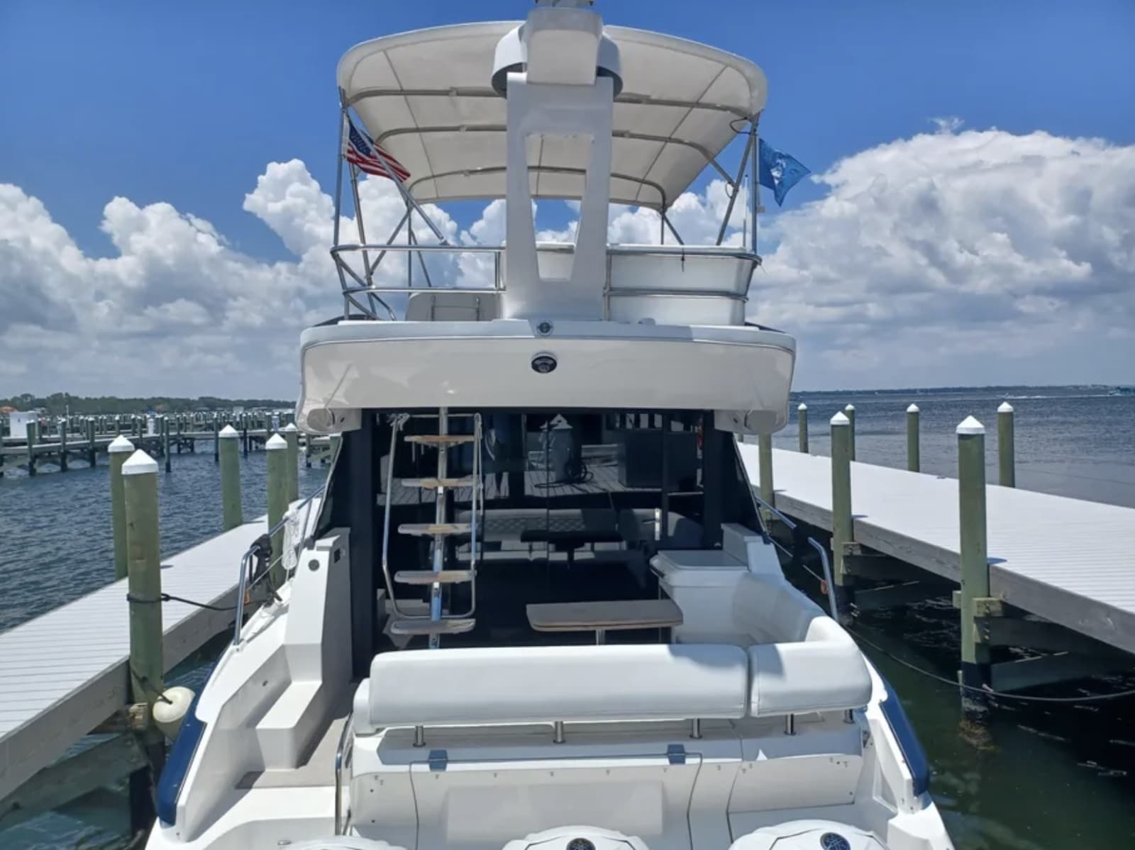 2023 Regal 42 FXO - Photo 4