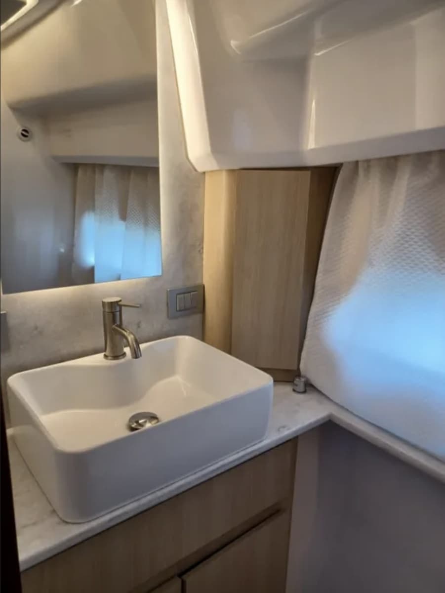 2023 Regal 42 FXO - Photo 20