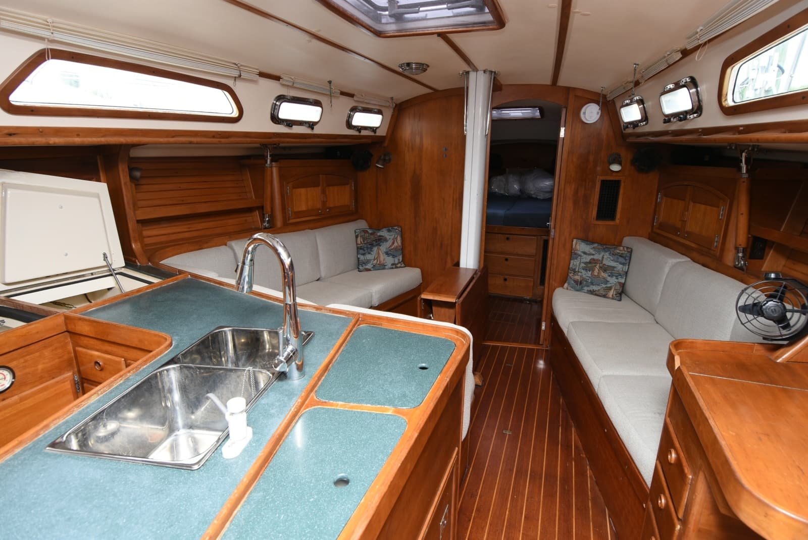 1996 Sabre 402 - Photo 22