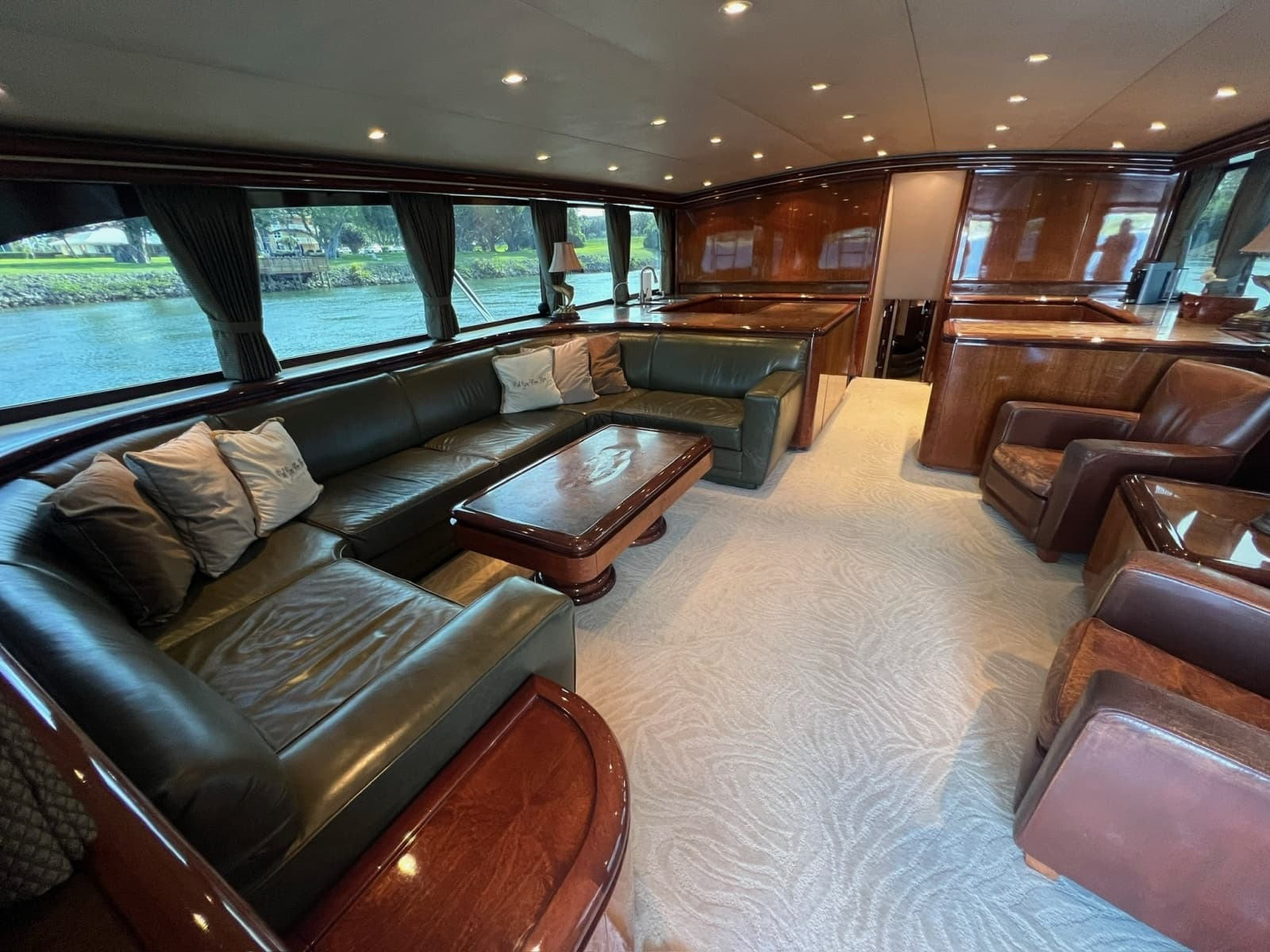 1996 Merritt 75' Sportfish - Photo 2