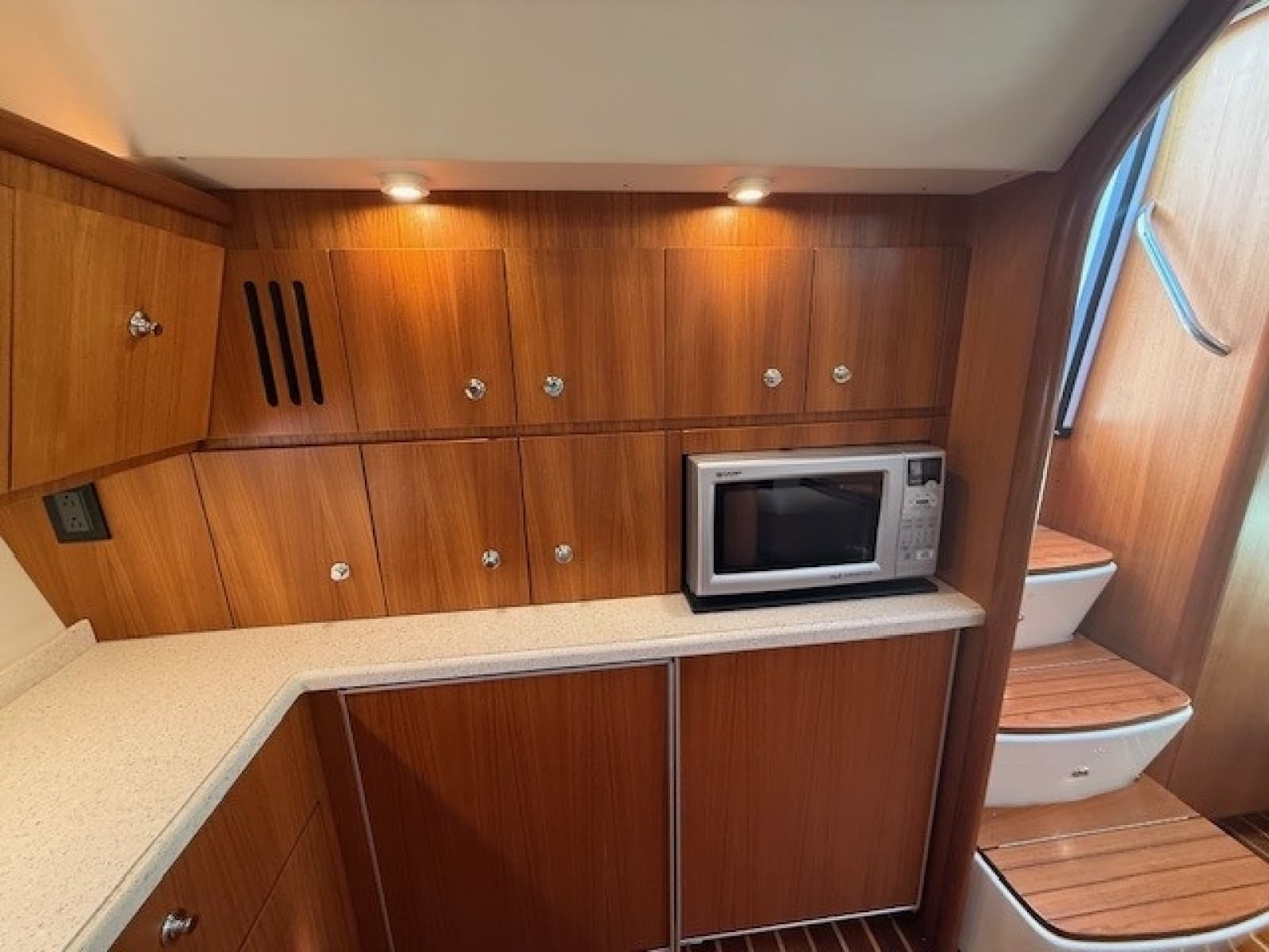 2007 Tiara Yachts 4200 Open - Photo 27