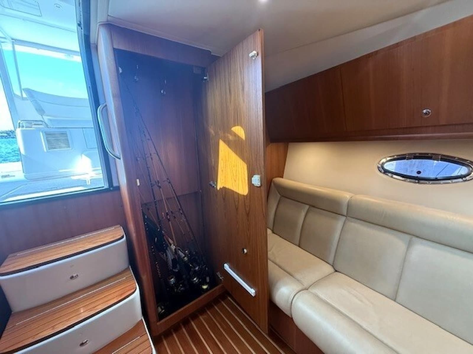 2007 Tiara Yachts 4200 Open - Photo 22