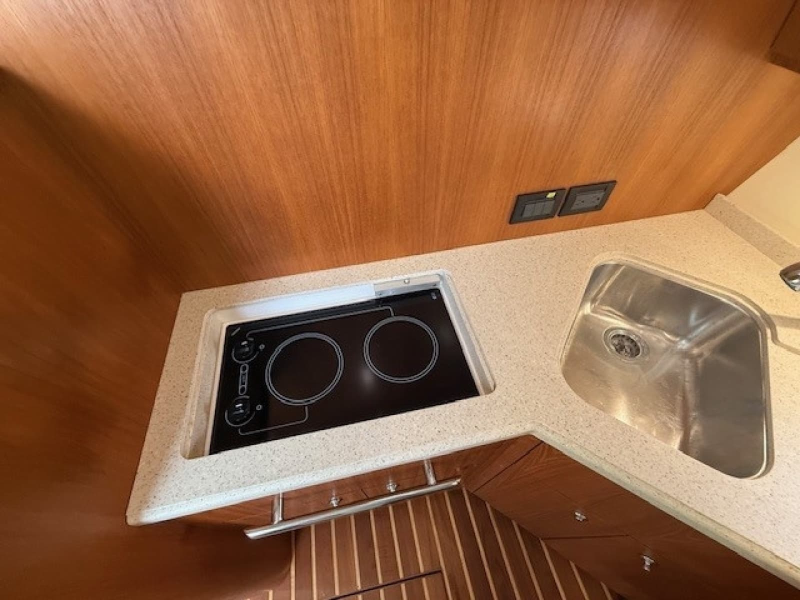2007 Tiara Yachts 4200 Open - Photo 30