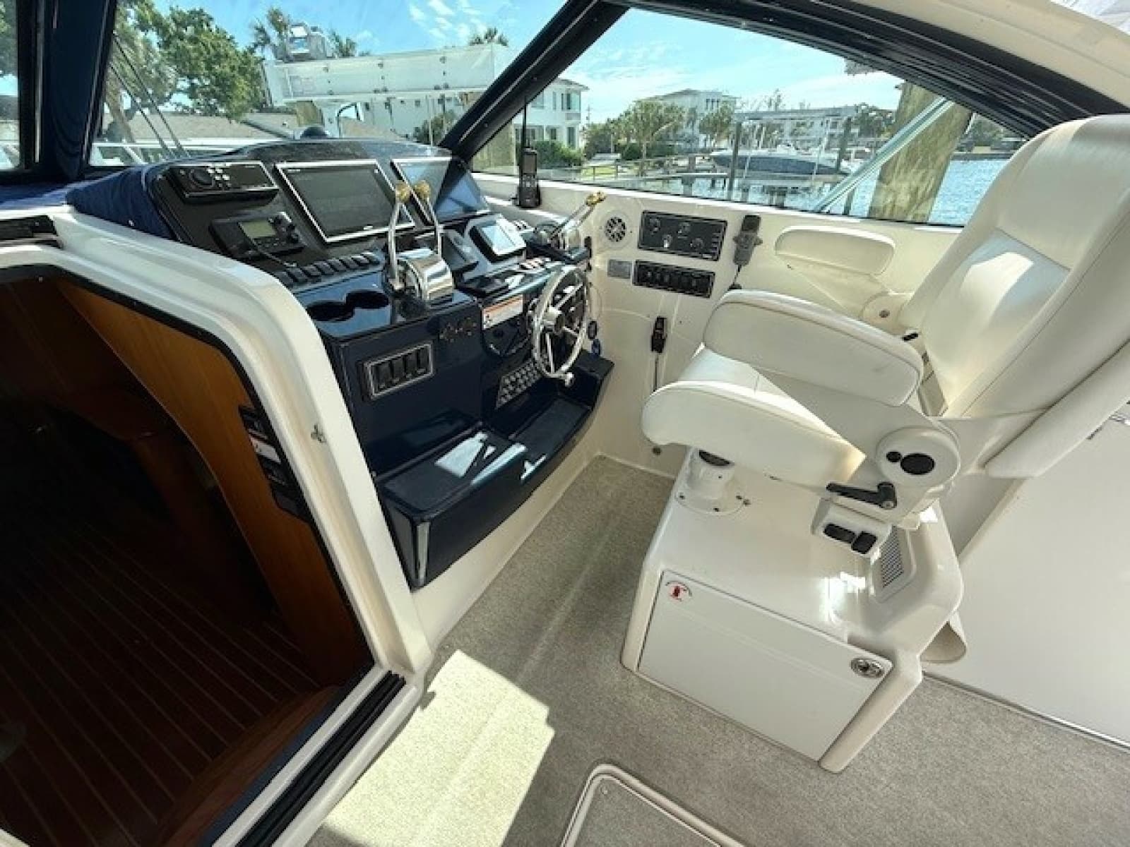 2007 Tiara Yachts 4200 Open - Photo 45