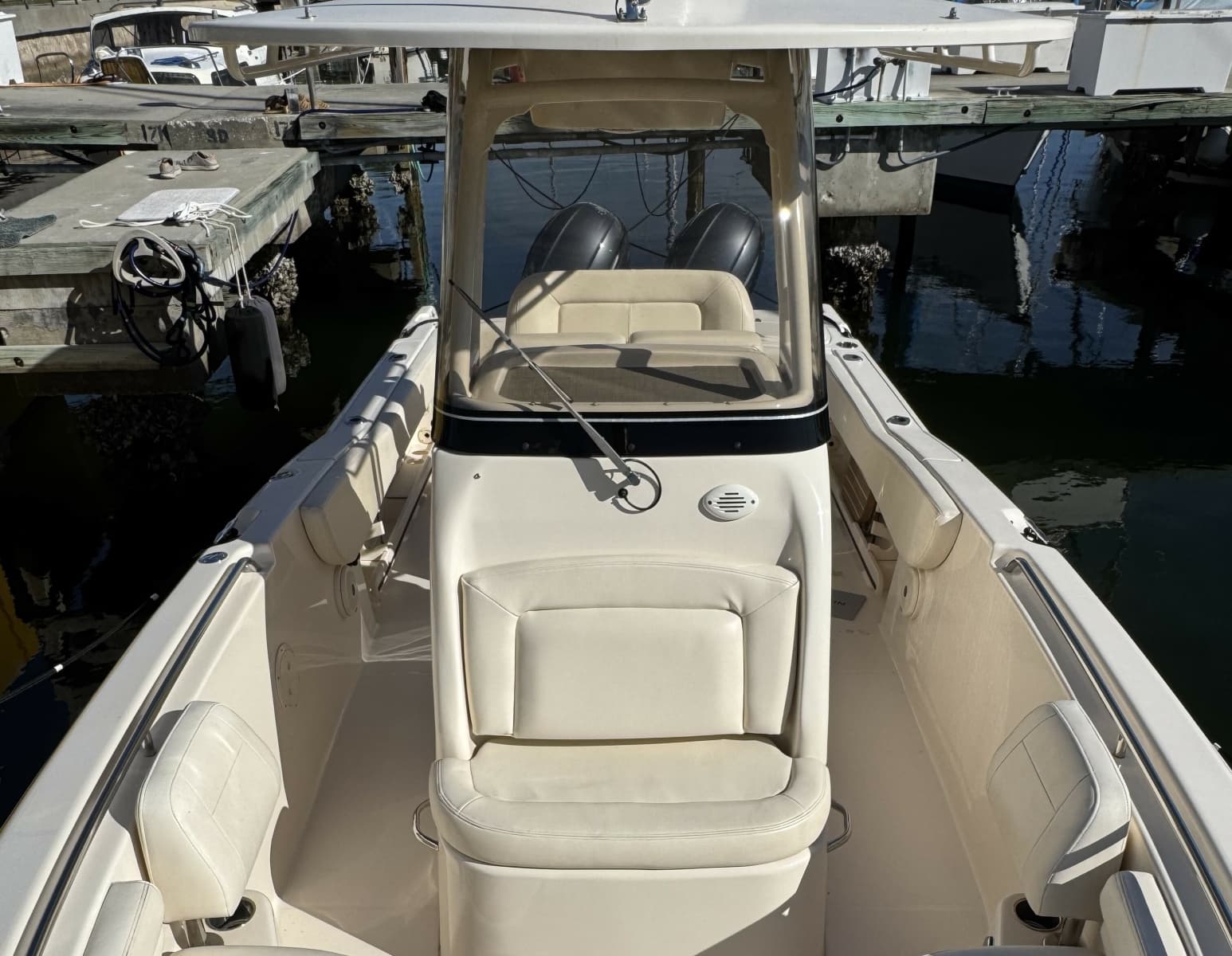 2017 Grady-White Fisherman 257 - Photo 14