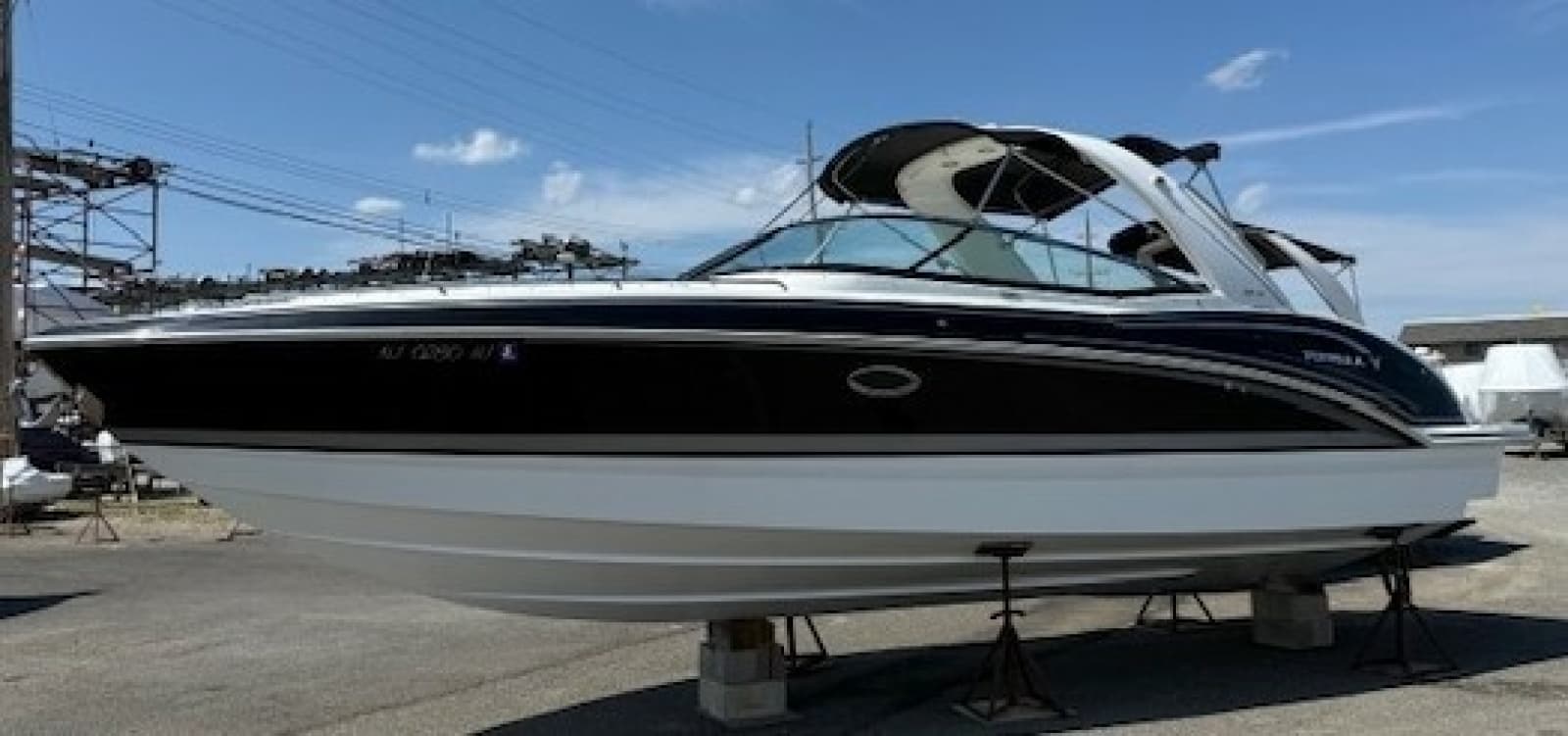 2015 Formula 310 Bowrider - Photo 2