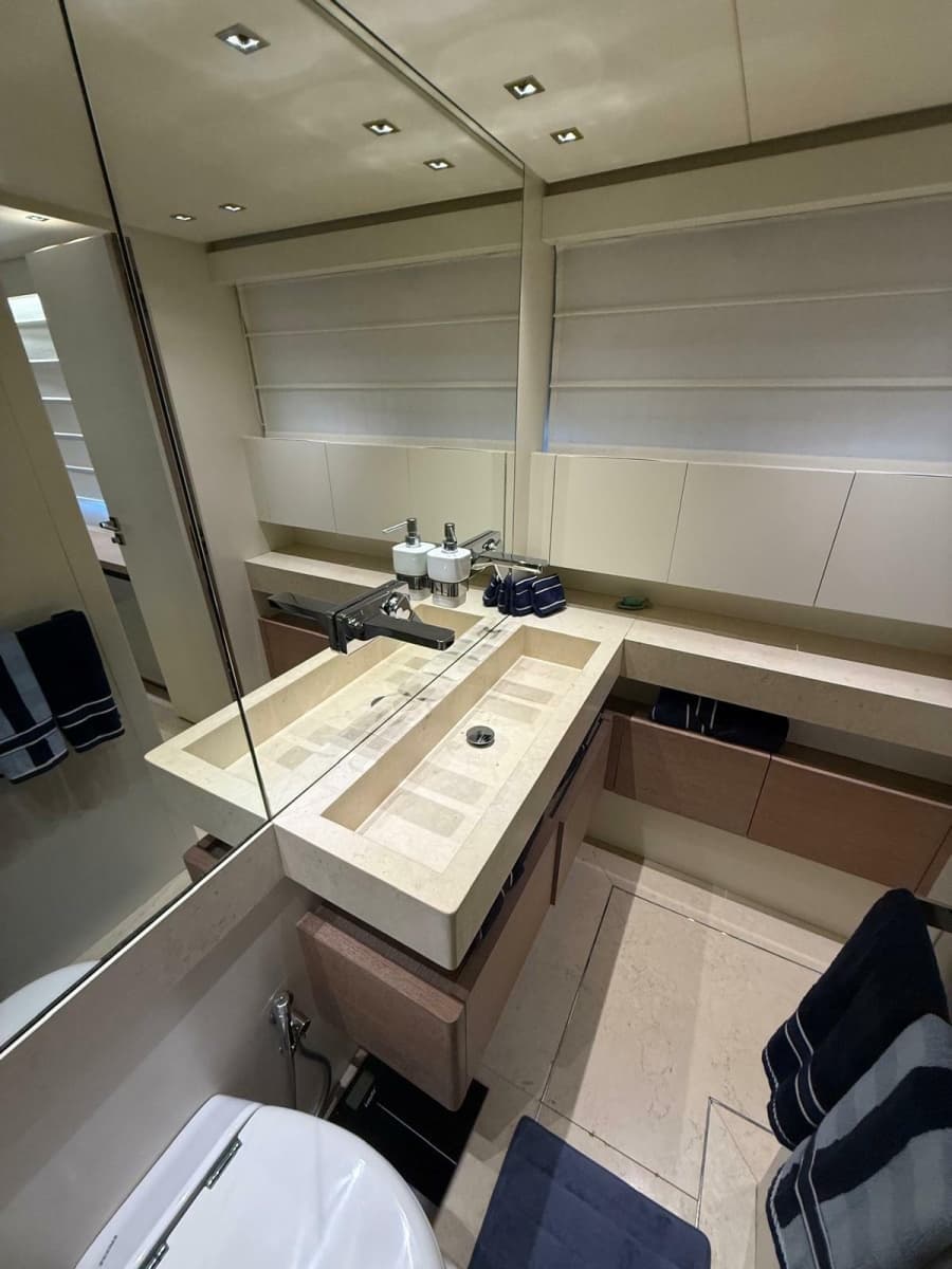 2012 Sanlorenzo SL72 - Photo 12