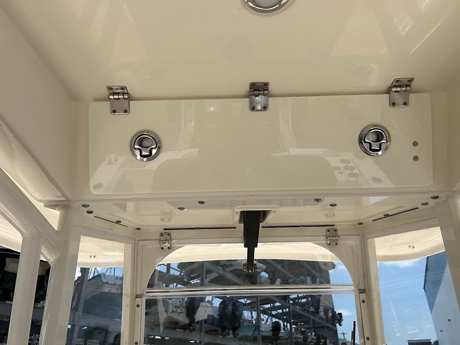 2022 Cobia 262 - Photo 27