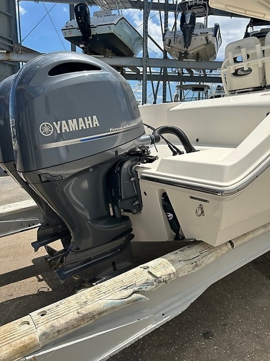 2022 Cobia 262 - Photo 42