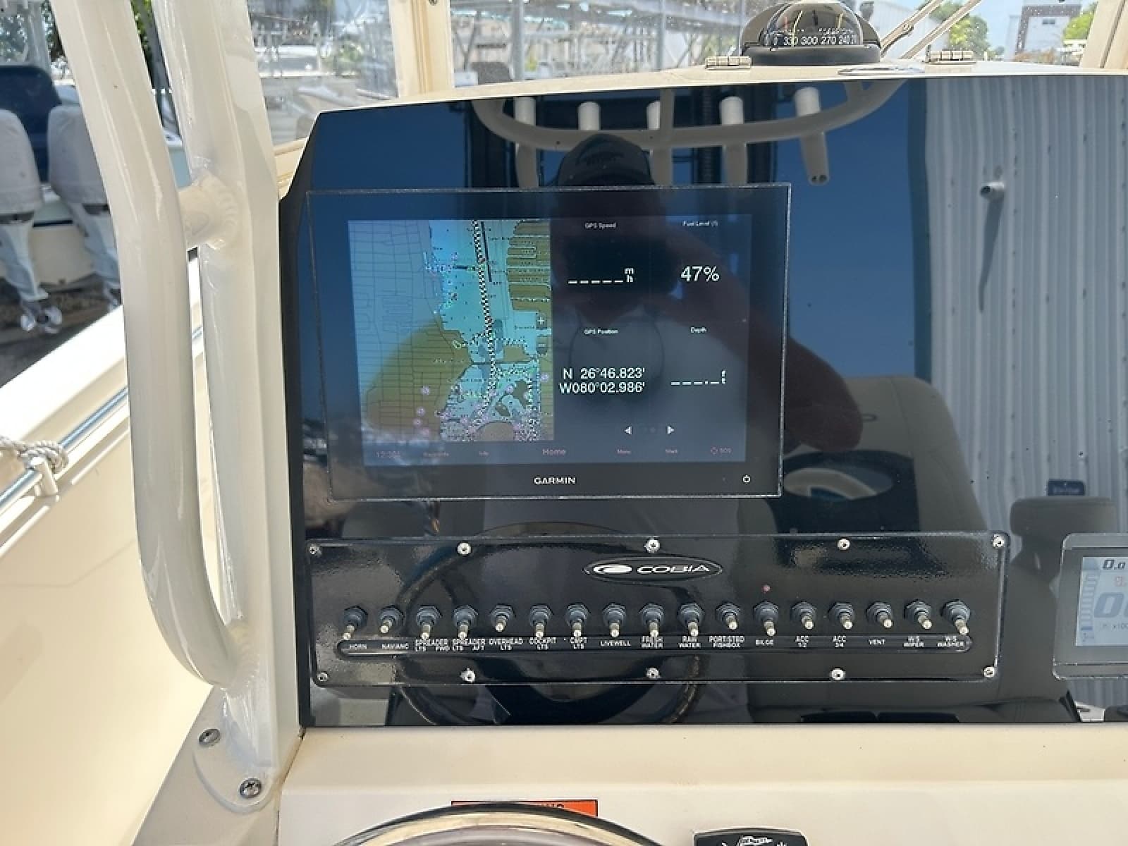 2022 Cobia 262 - Photo 14