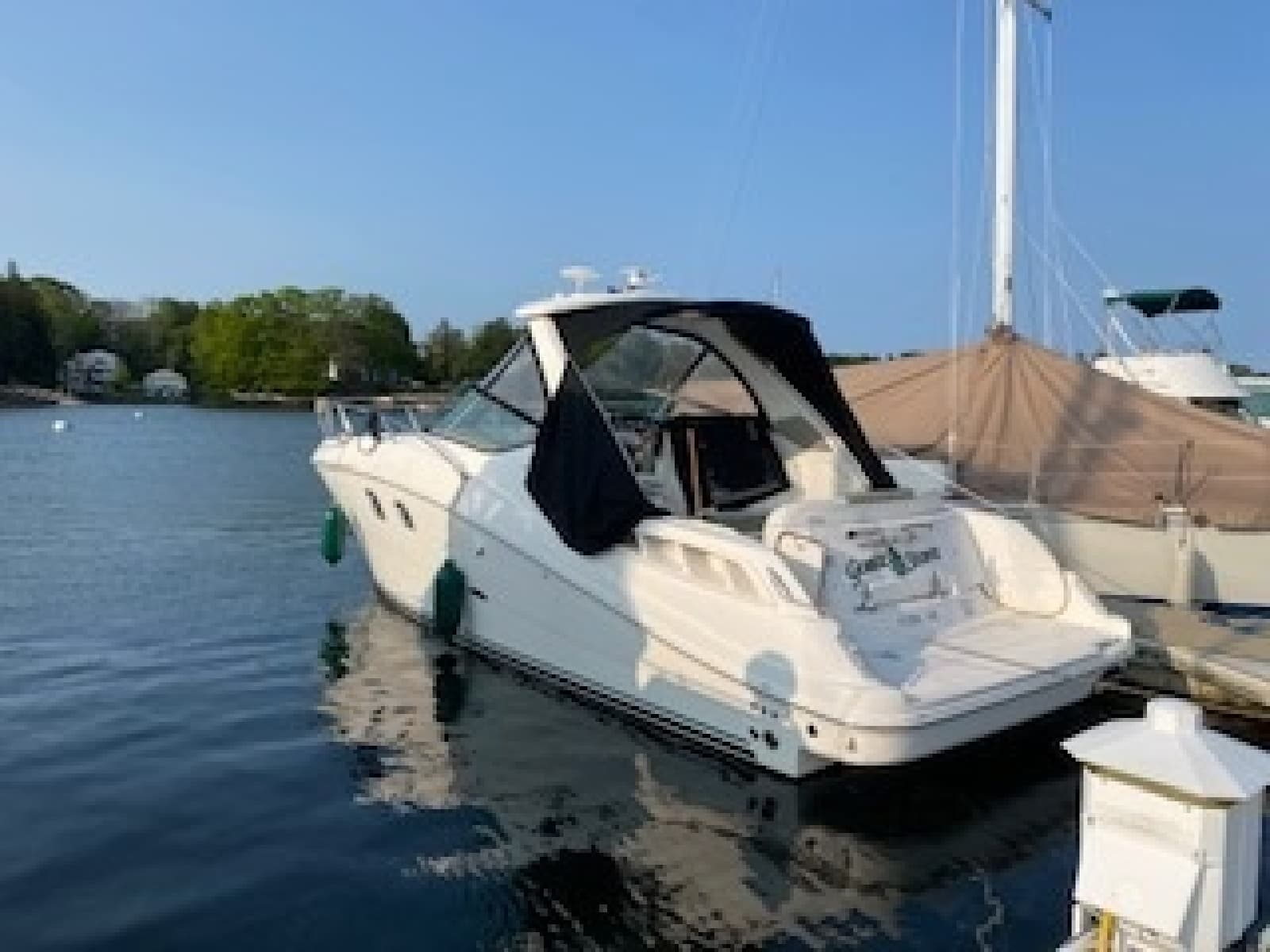 2007 Sea Ray Sundancer - Photo 2