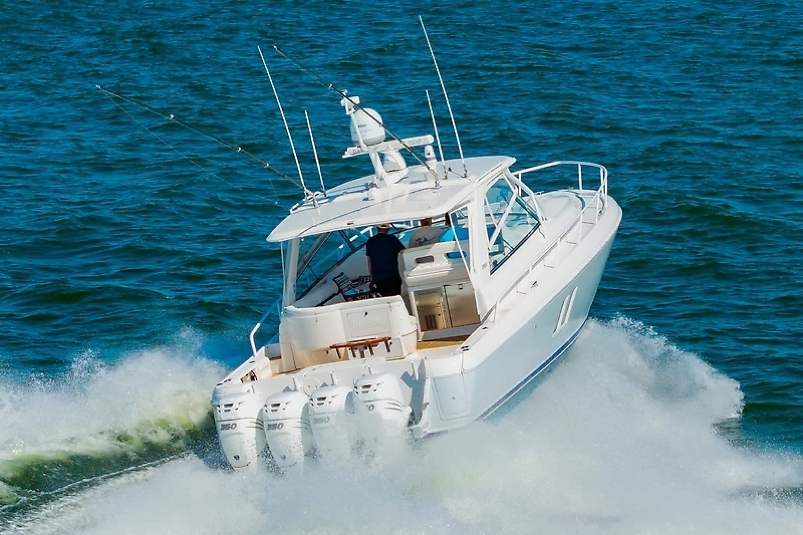 2010 Intrepid 475 Sport Yacht - Photo 5