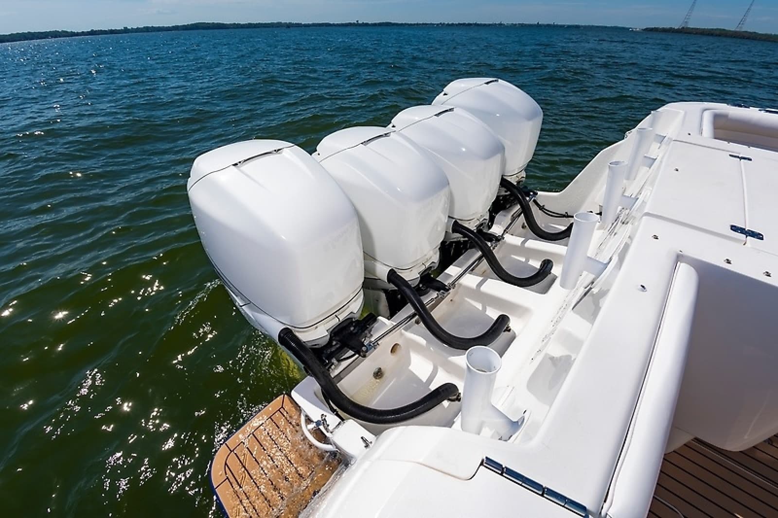 2010 Intrepid 475 Sport Yacht - Photo 11
