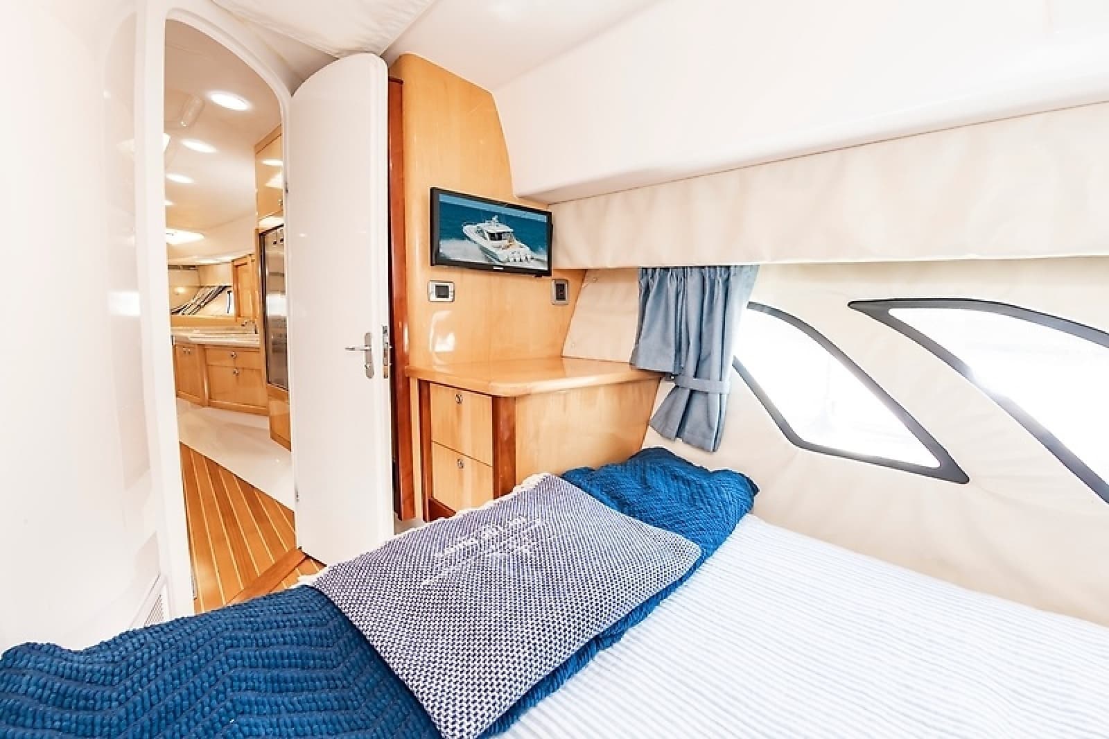 2010 Intrepid 475 Sport Yacht - Photo 46
