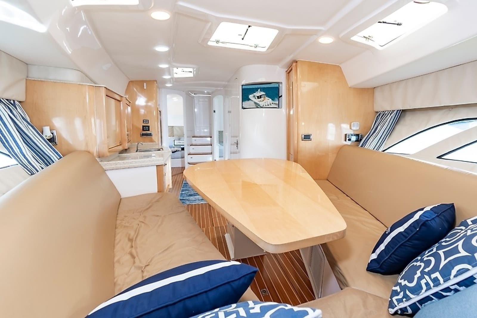 2010 Intrepid 475 Sport Yacht - Photo 30
