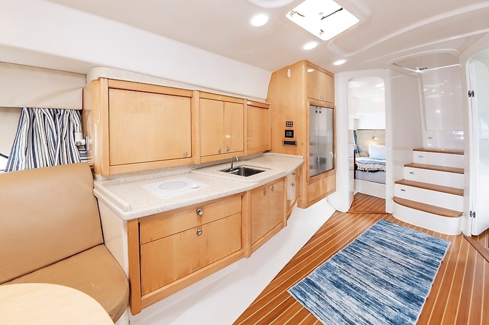 2010 Intrepid 475 Sport Yacht - Photo 32