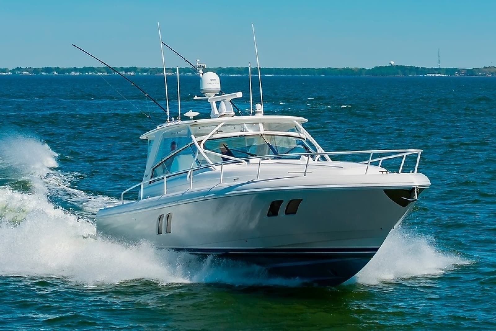 2010 Intrepid 475 Sport Yacht - Photo 2