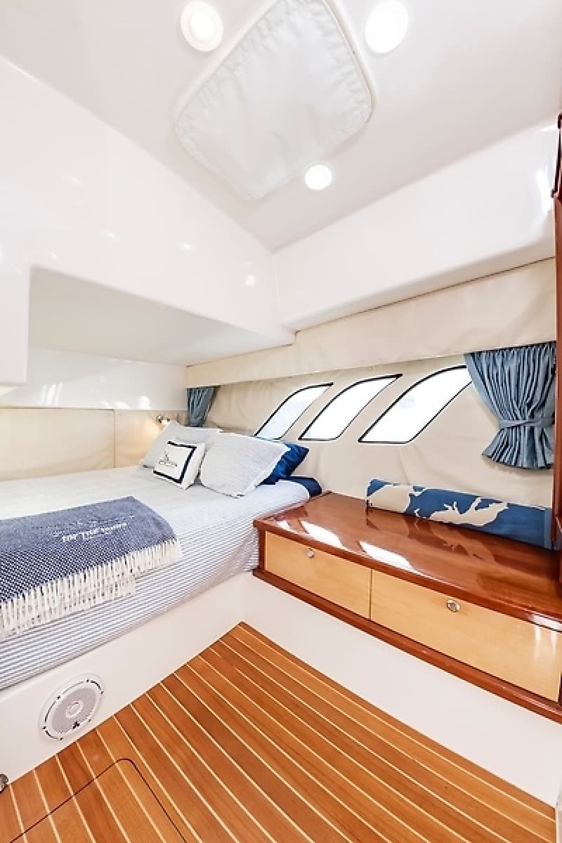 2010 Intrepid 475 Sport Yacht - Photo 39