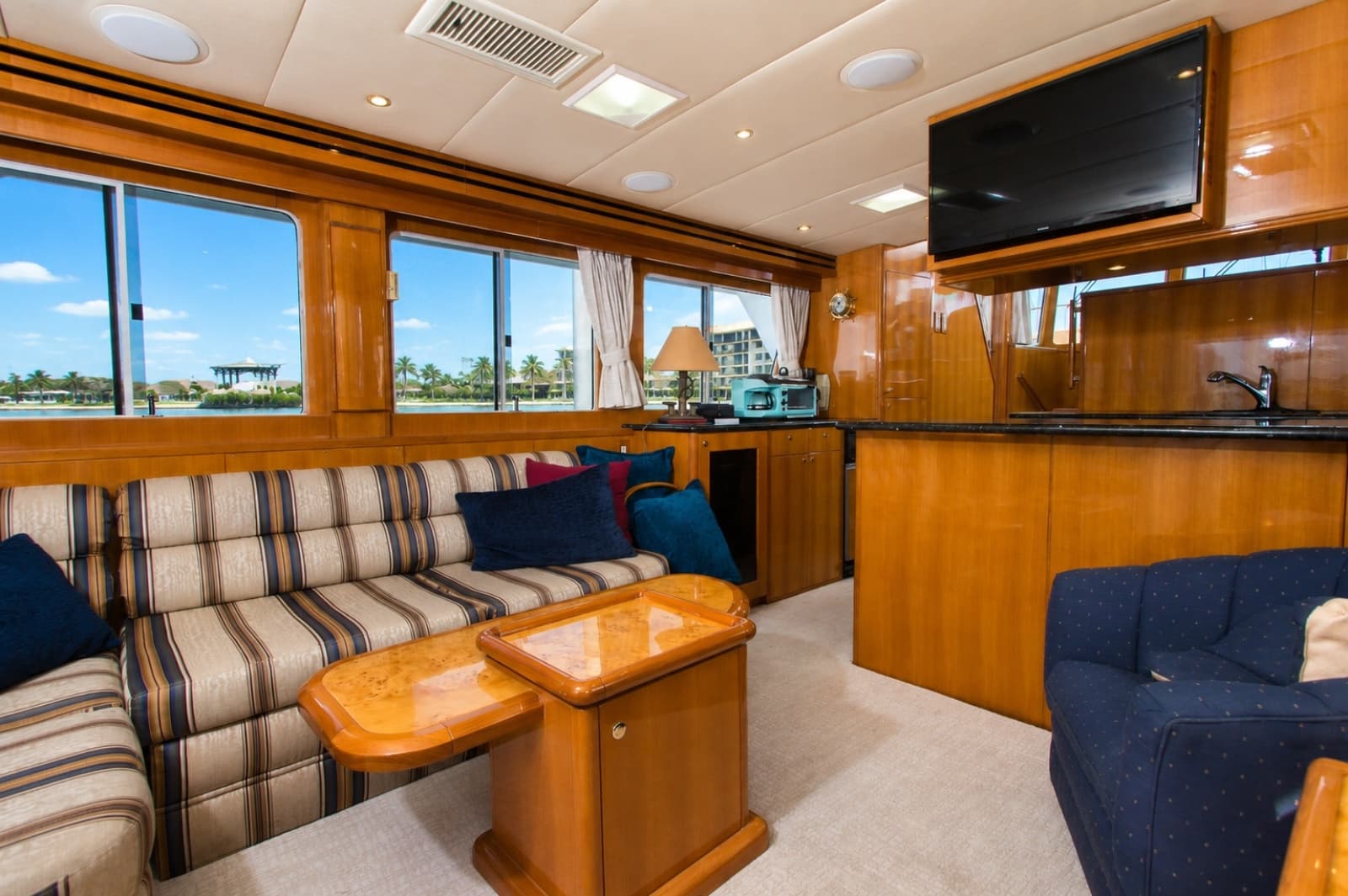2003 Jefferson 57 Pilothouse - Photo 47