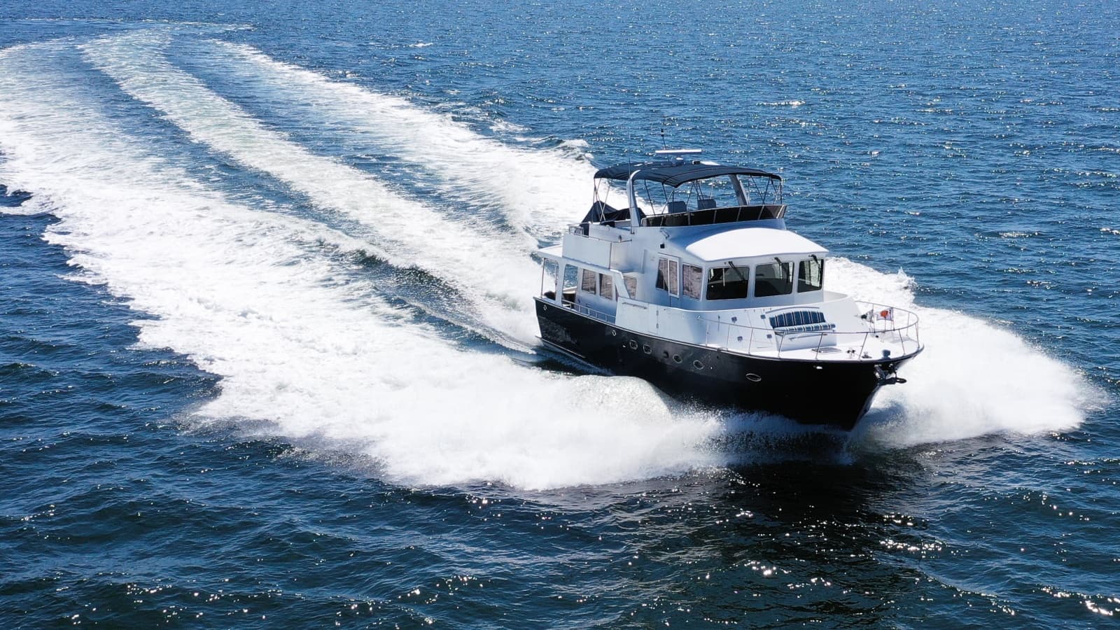 2003 Jefferson 57 Pilothouse - Photo 11