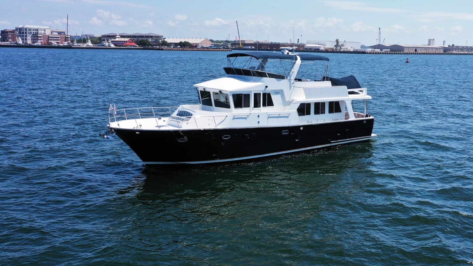 2003 Jefferson 57 Pilothouse - Photo 10