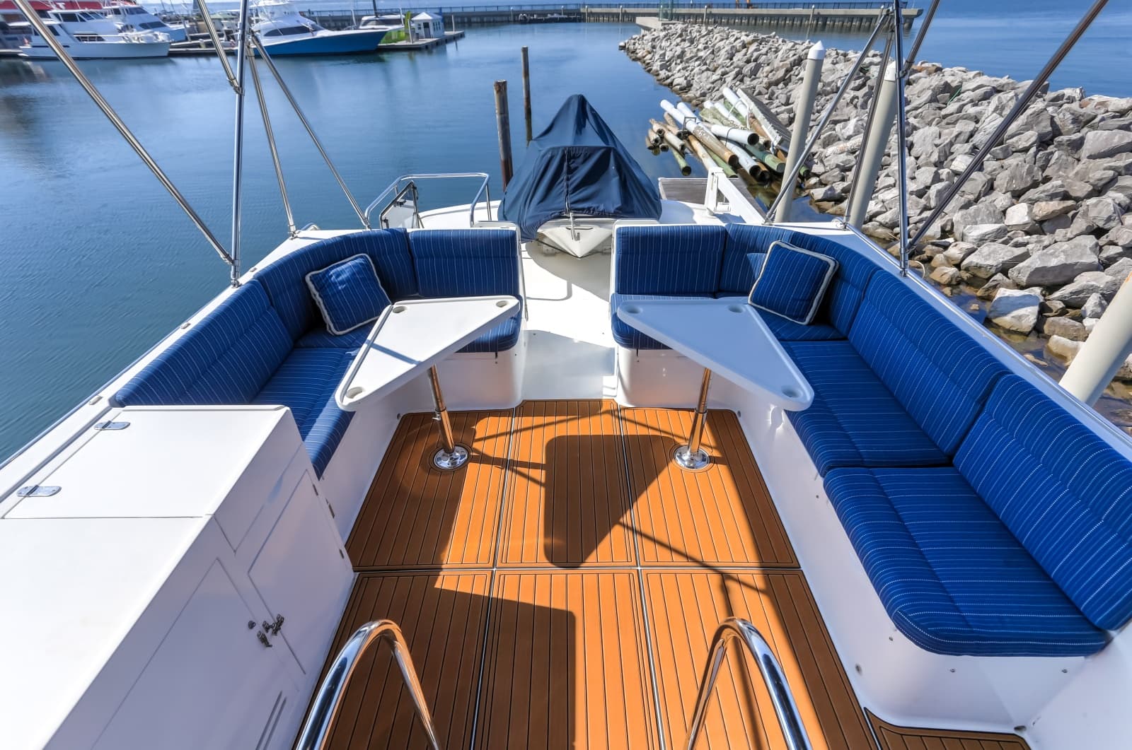 2003 Jefferson 57 Pilothouse - Photo 33
