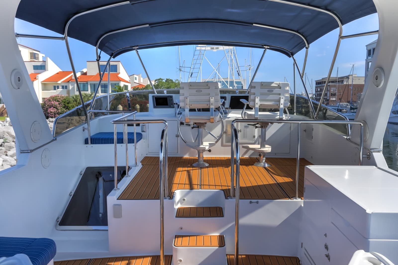 2003 Jefferson 57 Pilothouse - Photo 28